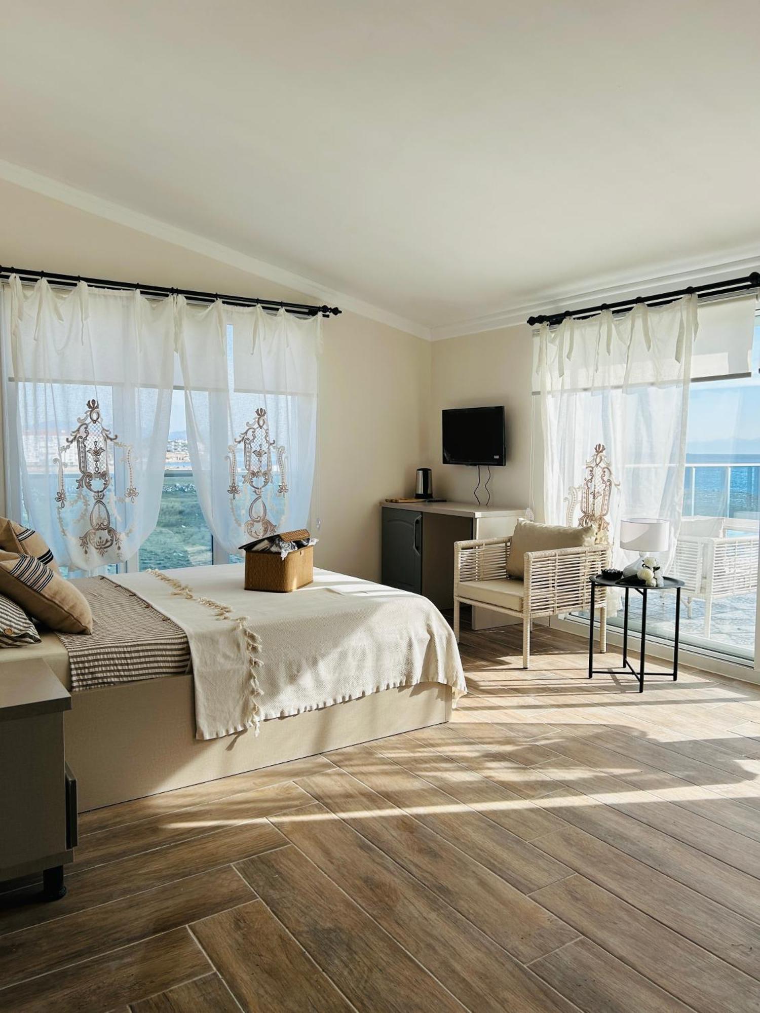 Soho Ayvalik Beach House Hotel Küçükköy Kültér fotó